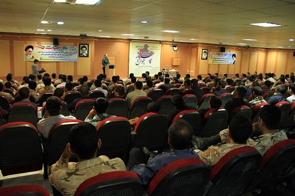 http://media.mehrnews.com/d/2015/04/14/4/1639953.jpg