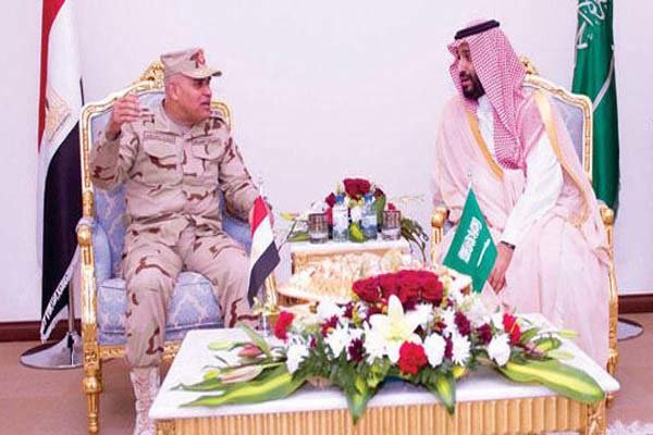 رایزنی وزرای دفاع عربستان و مصر درباره یمن