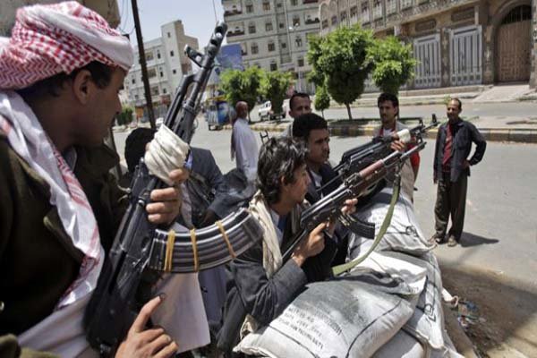 تسلط ارتش و نیروهای مردمی یمن بر یک پایگاه نظامی آل‌سعود