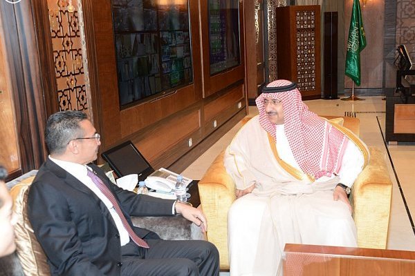 دیدار ولی ولیعهد عربستان با وزیر دفاع مالزی