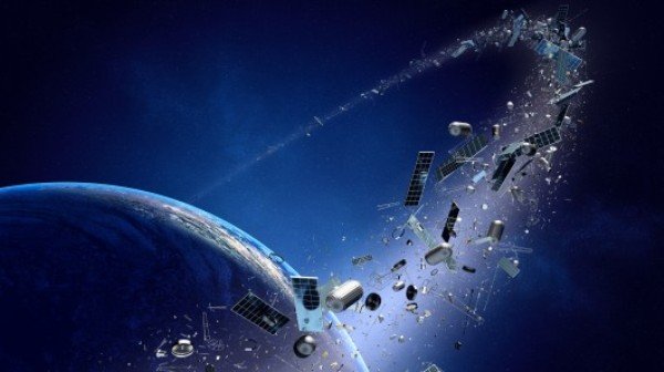نابودی زباله های فضایی با لیزر