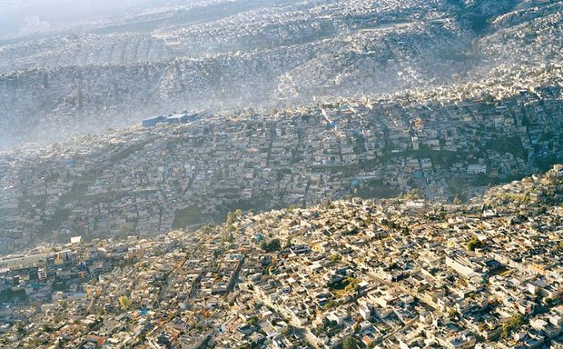 20-shocking-photos-of-humans-slowly-destroying-planet-earth-8.jpg