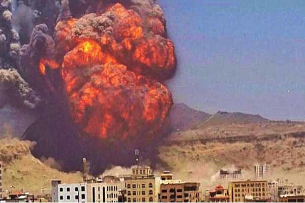 فیلم/حملات امروز جنگنده‌های سعودی به «فج عطان» صنعا