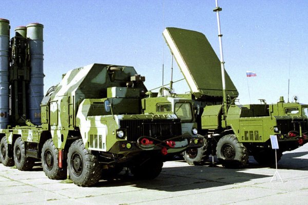 تحریم تسلیحاتی ایران شامل موشک های اس ۳۰۰ نمی شود