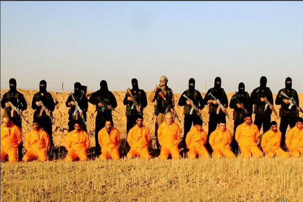 اعدام ۱۱ نیروی مبارز مردمی در عراق توسط داعش