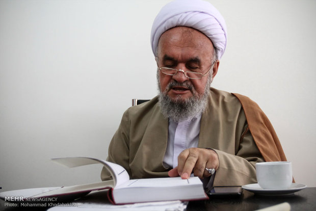 گفتگو با آیت الله علی اسلامی