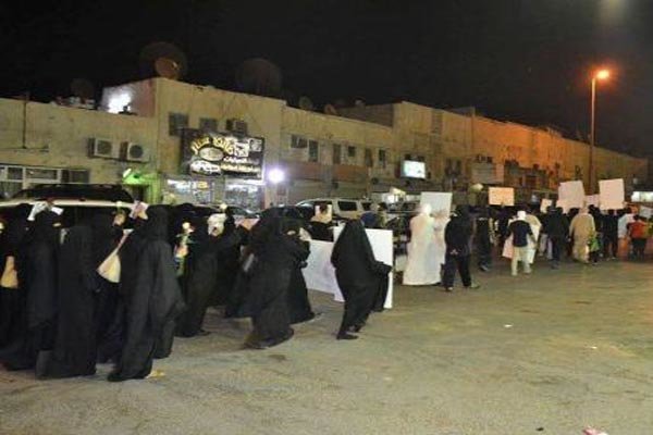 تظاهرات گسترده در الدمام در محکومیت انفجار مسجدامام حسین(ع)