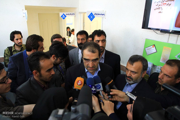بازدید وزیر بهداشت از مراکز بهداشت خراسان رضوی