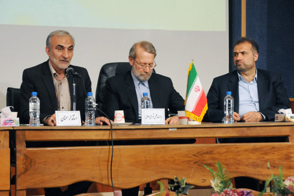 دومین جلسه شورای اداری استان سمنان با حضور علی لاریجانی