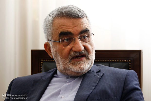 ایران قویا مخالف طرح تجزیه عراق از سوی کنگره آمریکا است
