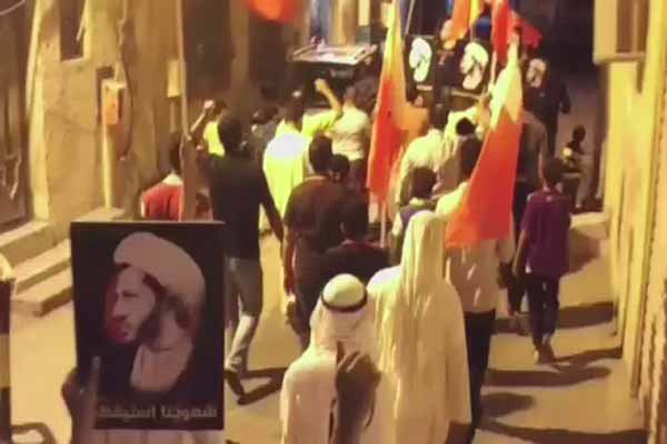 فیلم/تداوم تظاهرات مردمی در بحرین