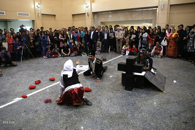 مراسم اردیبهشت تئاترایران در استان همدان