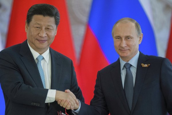 روسای جمهوری روسیه و چین تروریسم را مشکل جامعه بین‌المللی دانستند