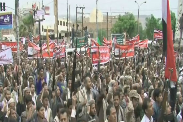 مردم یمن در شهر صنعاء تظاهرات گسترده برپا کردند