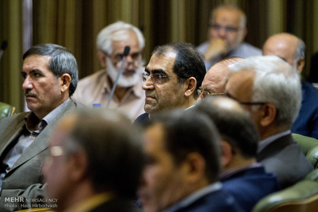جلسه شورای شهر تهران با حضور وزیر بهداشت