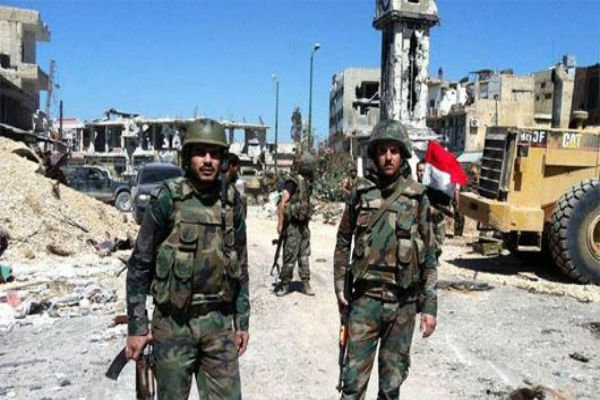 ارتش سوریه مواضع تکفیریها در حومه استان حمص را هدف قرار داد