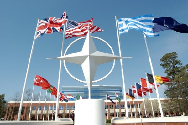 «ناتو» ورود ۸ جنگنده آمریکا به پایگاه هوایی در ترکیه را تأیید کرد