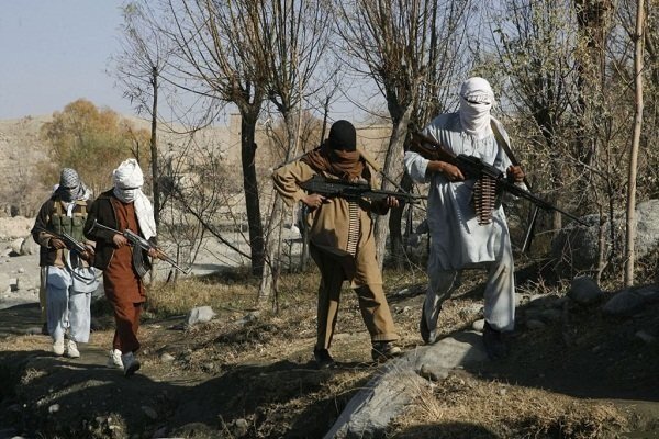 طالبان ۵۰ شهروند افغان را گروگان گرفتند