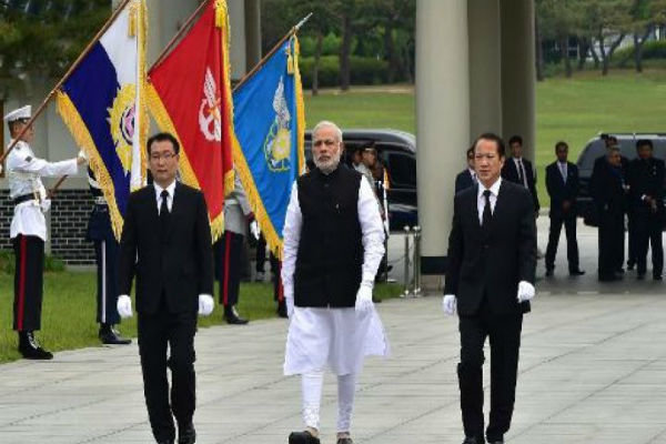 نخست وزیر هند با هدف گسترش روابط با کره وارد سئول شد