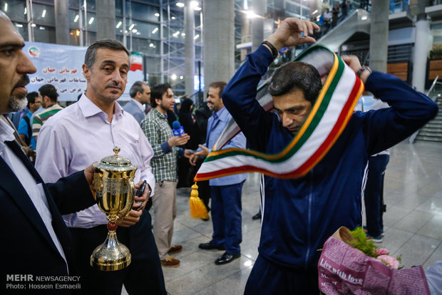 بازگشت تیم ملی تکواندو قهرمان جام جهانی روسیه