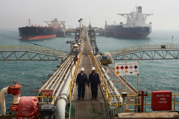 چین و هند واردات نفت از ایران را افزایش داده اند