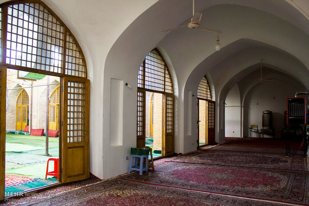 http://media.mehrnews.com/d/2015/05/25/4/1718761.jpg?ts=1432537846915