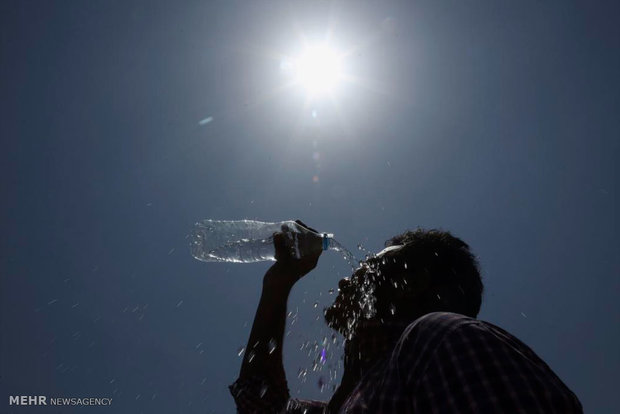 افزایش قربانیان گرمای بی سابقه در هند به ۲۰۰۵ نفر