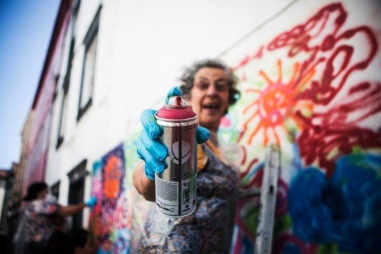 granny-graffiti-gang8-550x367.jpg