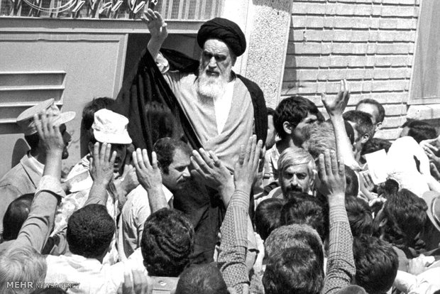 فرهنگ عمومی در نگاه امام خمینی(ره)/رنج‌ها متناسب با بزرگی مقصودند