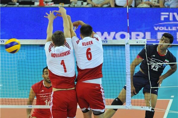 کورک مصدوم شد/ ستاره والیبال لهستان بازی با ایران را از دست داد؟