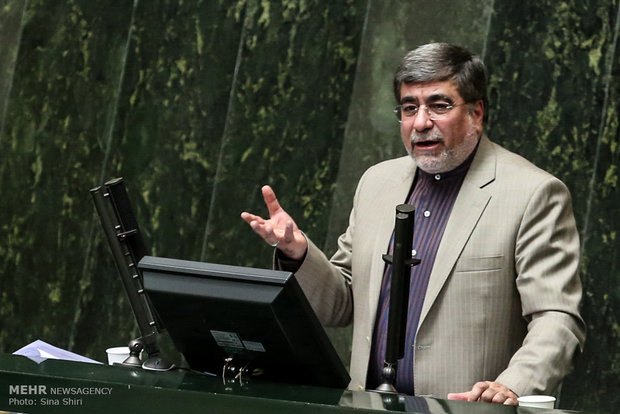 لایحه قانون تبلیغات با تاکید بر اصطلاحات فارسی به مجلس می‌آید