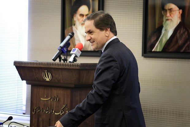 موضع روسای جمهور و قوه قضائیه در مورد لغو کنسرتها مغایر هم نیست حسین نوش آبادی