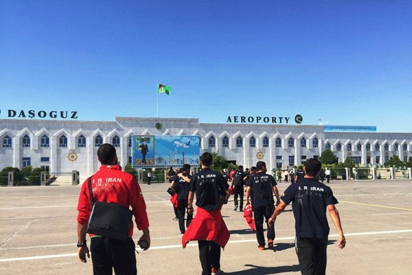 ورود تیم ملی فوتبال ایران به ازبکستان