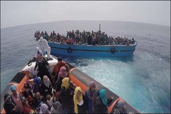 ایتالیا خواهان حمایت بیشتر اتحادیه اروپا در موضوع پناهندگان شد
