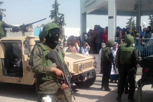 داعش مسئولیت حمله به یک مرکز پلیس در تونس را بر عهده گرفت