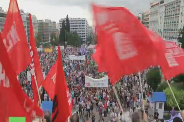 فیلم/ تظاهرات گسترده مردم یونان در اعتراض به ریاضت اقتصادی