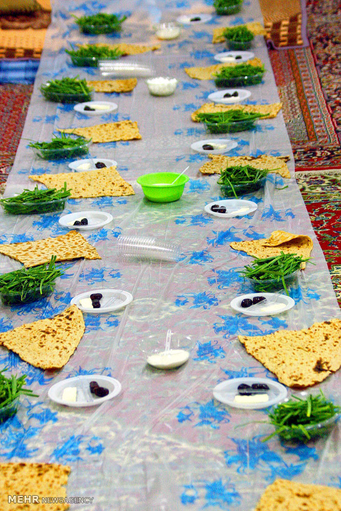 نتیجه تصویری برای سفره های ساده افطار