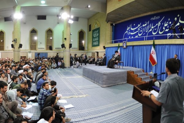 دیدار دانشجویان با رهبری
