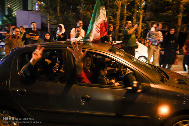 زن تهرانی دختر تهرانی جشن هسته ای