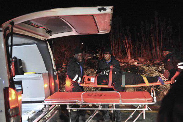 ۳۰۰ زخمی در برخورد دو قطار در ژوهانسبورگ آفریقای جنوبی