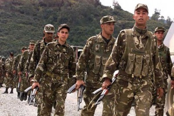 کشته شدن ۱۱ نظامی الجزایری در کمین افراد مسلح