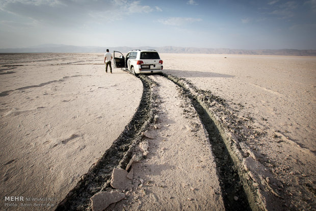 خشکسالی دریاچه مهارلو استان فارس