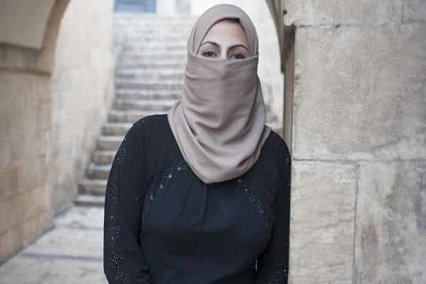 زن سوری داعش