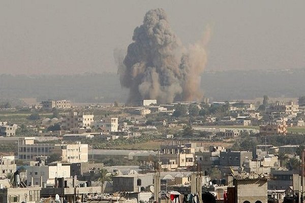 حمله هوایی رژیم صهیونیستی به غزه ۴ مجروح بر جا گذاشت