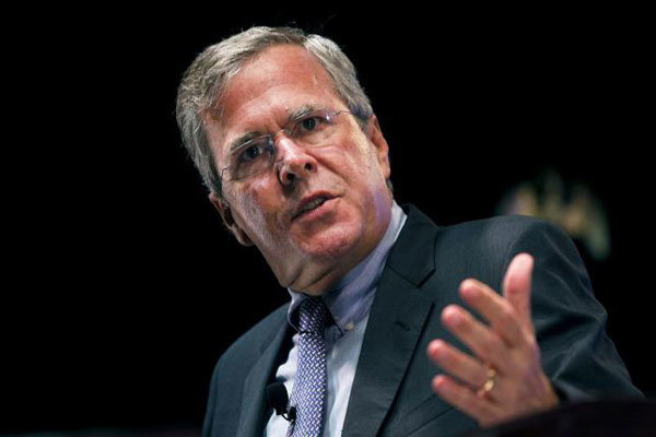 «جب بوش» انگشت اتهام را به سمت «اوباما» و «هیلاری کلینتون» میگیرد