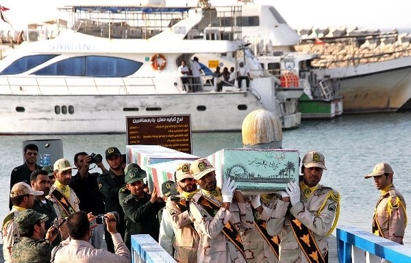 تشییع شهدای غواص در خلیج فارس