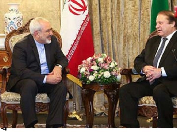 ظریف با نخست وزیر پاکستان دیدار کرد/ افغانستان و یمن محور گفتگوها