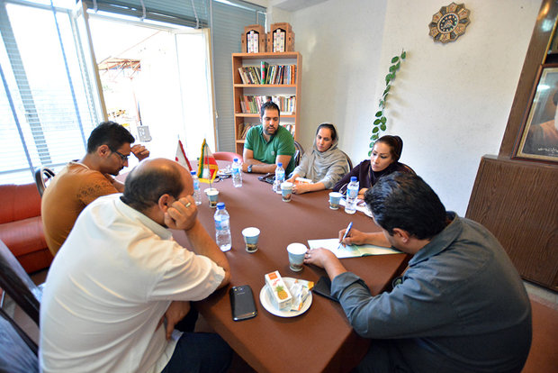 میزگرد مهر تئاتر