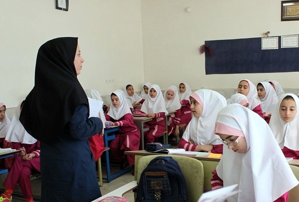 کلیات طرح تعیین تکلیف استخدام معلمان حق التدریسی تصویب شد