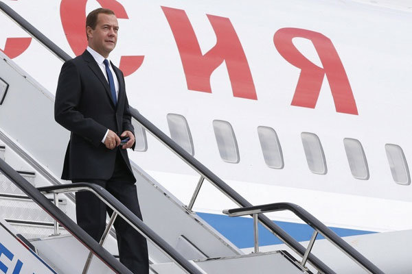 نخست وزیر روسیه به چین سفر می کند